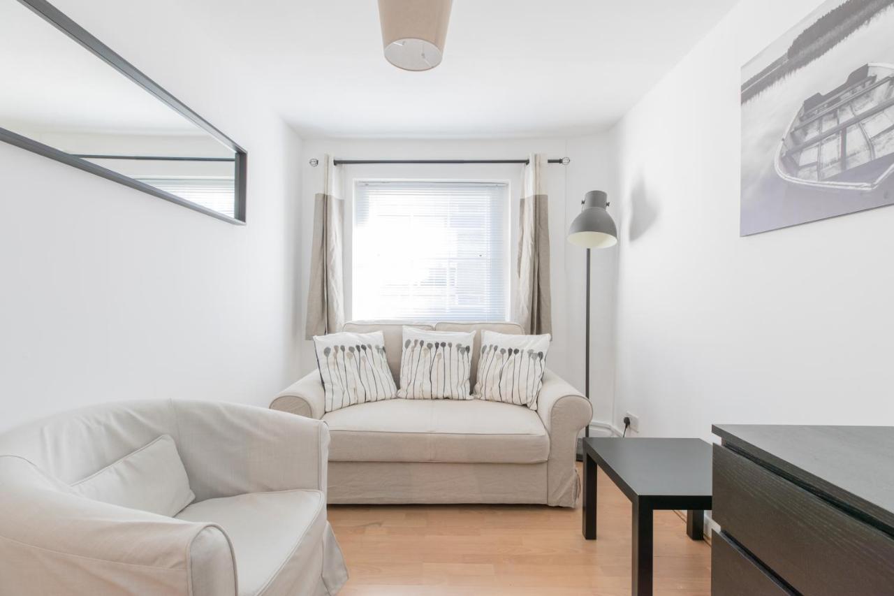 Stylish Stays By Russel Square Лондон Экстерьер фото